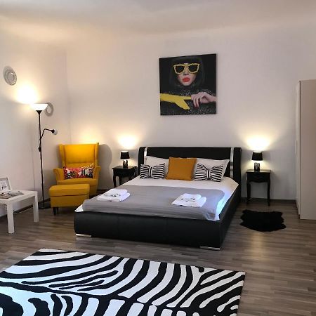 9 Central Residence Brasov Luaran gambar