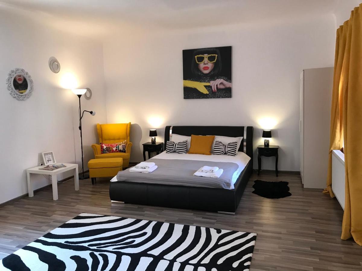 9 Central Residence Brasov Luaran gambar