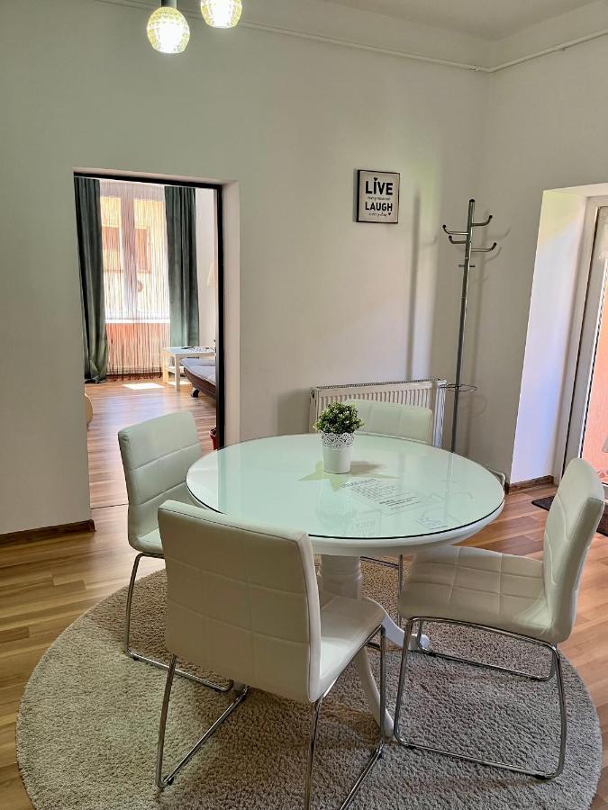 9 Central Residence Brasov Luaran gambar